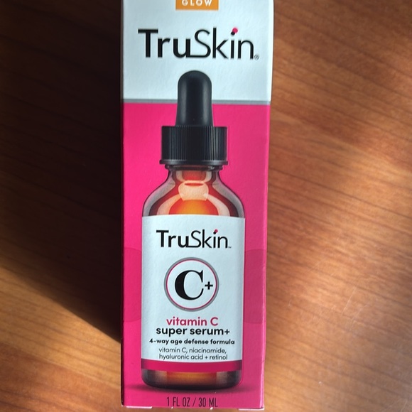 TruSkin | Vitamin C Super Serum | 4 Way Age Defense Formula | Plant Powered 1 - Picture 7 of 10